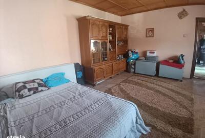 Casă cu Teren 267 Mp în Central - 8