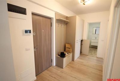 Bloc nou - prima - langa Universitatea Bacovia- 2 camere - - 7