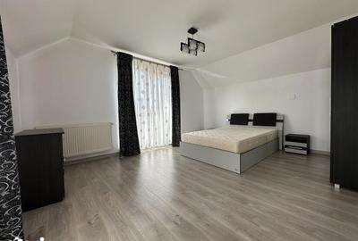 Casă cu 5 camere cu Teren 200 Mp în Central - 4