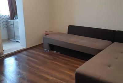 Garsonieră decomandată în Dâmbovița - 1
