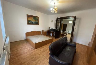 Casă cu 2 camere în Central - 4