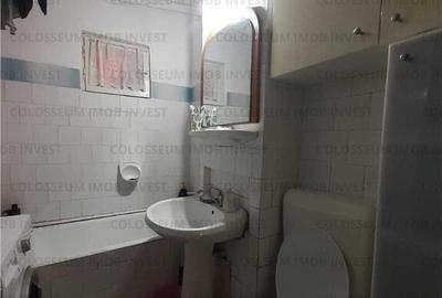 Apartament cu 2 camere, decomandat - Cartier Racadau - 7