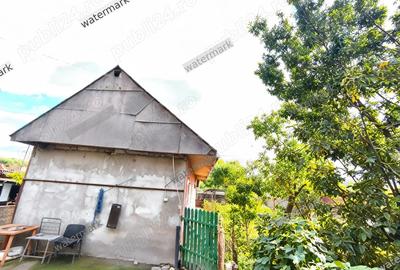Vand sau schimb cu apartament (plus diferen?a) casa P+M - 1