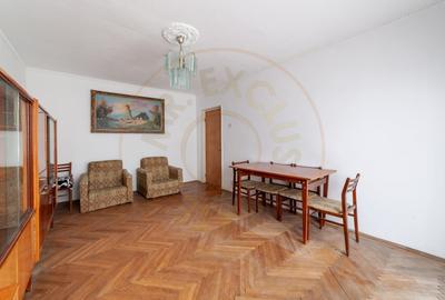 Apartament cu 2 camere decomandat, mobilat în Banat
