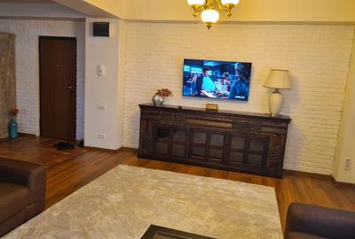 Duplex de lux în centrul stațiunii Mamaia – Eleganță la malul mării 300.000 € - 8