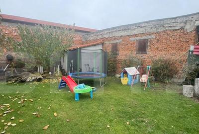 Casa tip duplex cu doua unitati locative si terasa acoperita - 15