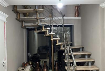 Casa cu 8 camere, 750 mp teren , Radauti - 31