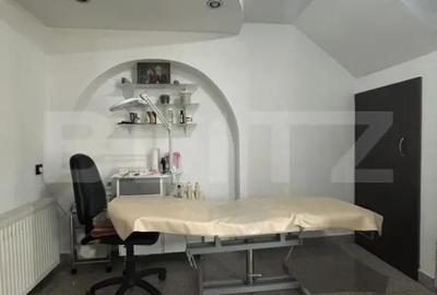 Apartament cu 5 camere decomandat în Central - 9