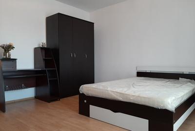 Apartament cu 3 camere decomandat în Sebastian - 2