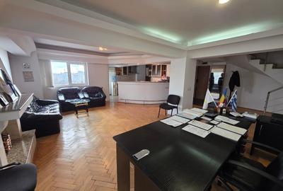 B-ul Unirii la intersectie cu strada Traian, stradal, 10 minute metrou, - 4