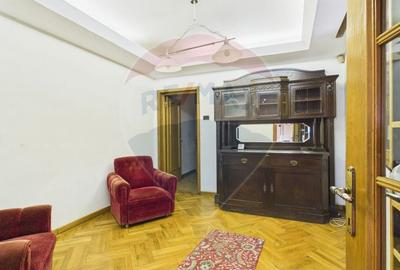 Casă cu 5 camere cu Teren 200 Mp în Grivița - 31