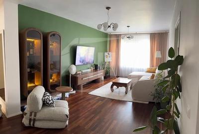 Apartament cu 4 camere semidecomandat, mobilat în Bună Ziua
