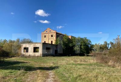 Teren de 25383 mp, în Central