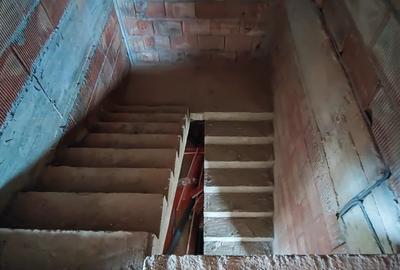 🏡 Vila tip duplex – 175 mp utili, teren 250 mp, 2 locuri de parcare - 9