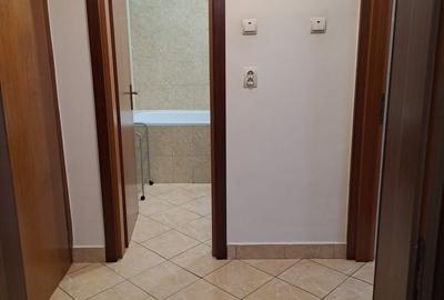 Garsonieră decomandată, mobilată în Vitan Mall - 16