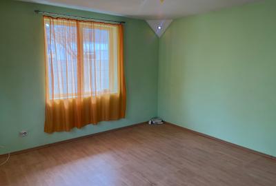 Vilă spațioasă în Giulești / Spacious Villa in Giulești - 8
