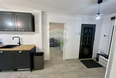 Apartament cu 3 camere decomandat în Gară - 2