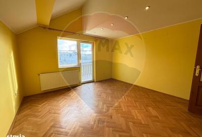 Casă cu 4 camere în Sânmartin - 3