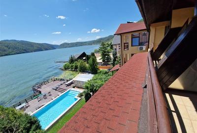 Hotel/Pensiune, de 871 mp, în Eșelnița - 11