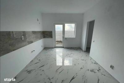 Casă cu 3 camere cu Teren 250 Mp în Central - 6