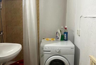 Garsonieră decomandată în Confecții - 8