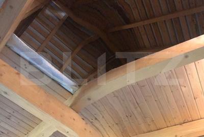 Casă cu 6 camere cu Teren 3050 Mp în Mănești