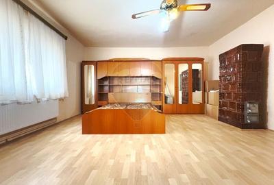 Casă cu 3 camere cu Teren 2877 Mp în Freidorf - 4