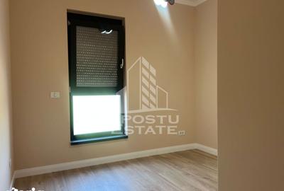 Casă cu 4 camere cu Teren 225 Mp în Sânandrei