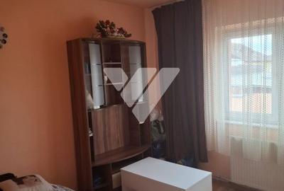 Apartament cu 3 camere decomandat, mobilat în Central - 1