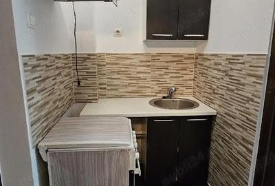 Garsonieră decomandată în Central - 1