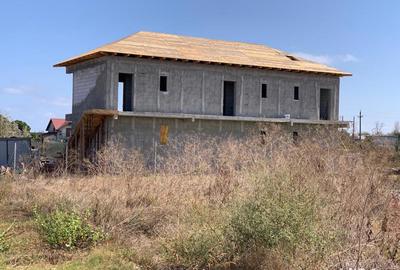 Teren de 1500 mp, în Central - 6