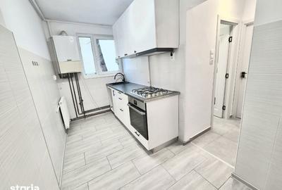 Apartament cu 2 camere decomandat în Cornișa