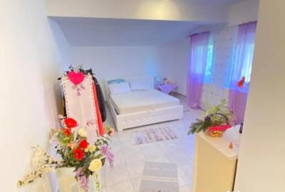 Casă cu 3 camere cu Teren 706 Mp în Central - 2