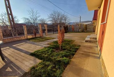 CASA CU 4 CAMERE , BECI SI GARAJ , 825MP TEREN , VOINESTI CASA CU 4 CAMERE , BECI SI GARAJ , 825MP TEREN , VOINESTI - 10
