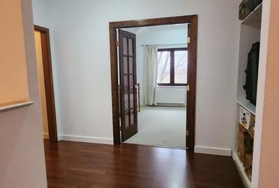 Casă individuală cu 4 camere cu Canalizare în Stupini - 19