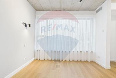 Vila luminoasa cu 4 camere si panouri solare in Amber FOREST Tunari - 12