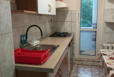 Inchiriez apartament 2 camere - 7