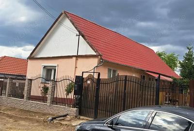 Casă cu 2 camere cu Teren 952 Mp în Central - 8