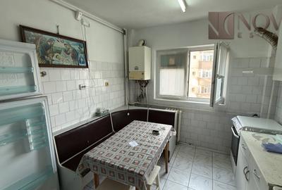 Apartament 3 Camere 2 bai decomandat centrala proprie metrou 1 Decembrie 1918 - 5