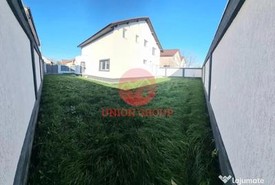 Casă cu 5 camere cu Canalizare în Lumina - 15