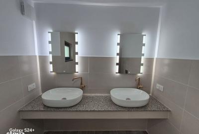 Casă cu 4 camere în Central - 3