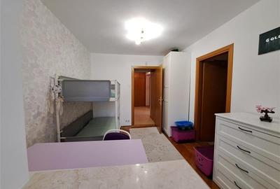 Inchiriere apartament 3 camere cu 2 gr. sanitare Titan Metrou - 9