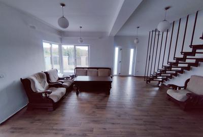Casă individuală cu 6 camere cu Teren 640 Mp în Săcălaz - 2