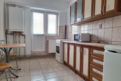 Apartament cu 2 camere decomandat în Călărași
