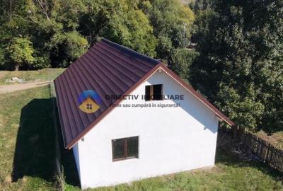 Casa + Teren de vanzare Zona Ciritei/An constructie 20 - 22