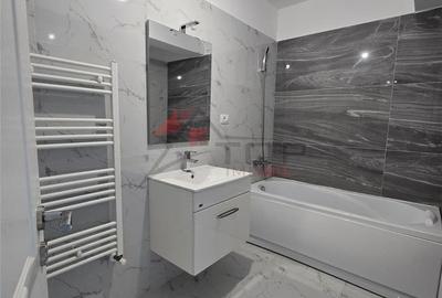 Apartament cu 3 camere decomandat în Cug - 3