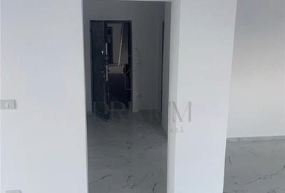 Apartament cu 2 camere decomandat în Calea Urseni - 3