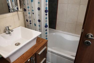 Casă cu 4 camere în Poiana - 2