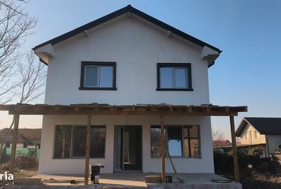 Casă cu 6 camere cu Teren 463 Mp în Costești - 6