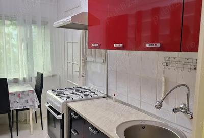 Proprietar inchiriez apartament 2 camere zona Lunei - 2